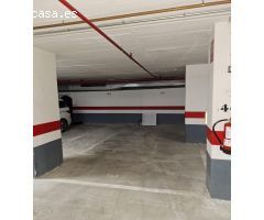 Plaza parking en complejo Mundet.