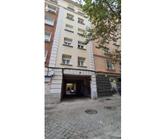 Local de 1724 metros cuadrados con proyecto singular