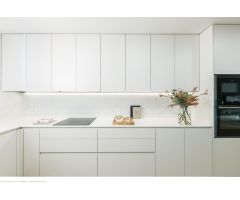 PISO COMPLETAMENTE AMUEBLADO EN RESIDENCIAL MARAVILLAS