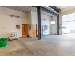 NAVE EN VENTA EN EL POLÍGONO JUNCARIL