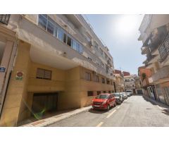 Vivienda de  2 dormitorios en el centro de Maracena, a 5 min del metro