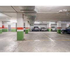 SE VENDEN 2 PLAZAS DE GARAJE. ZONA FORUM. 38.000 EUROS.