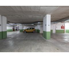 Plaza de garaje en Urbanización privada
