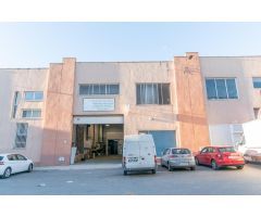 NAVE EN VENTA EN EL POLÍGONO JUNCARIL