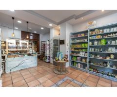 En venta Local comercial en la Avenida de Cervantes