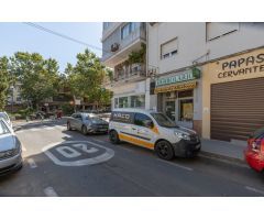En venta Local comercial en la Avenida de Cervantes