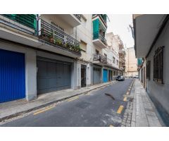 Espacioso local comercial en Zaidín