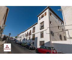 Apartamento amplio situado en casa corrala rehabilitada