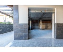 Se vende local comercial de 86 m2 en Bellavista (Cájar) ideal para instalar su propio negocio