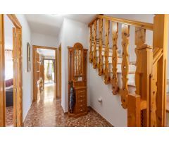 Pareado en Gojar con Jardin