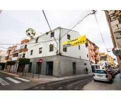 ¿QUÉ NEGOCIO QUIERES ABRIR EN EL MEJOR LOCAL DE LA POBLACIÓN?