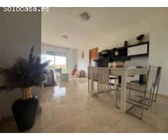 Espacioso piso de 4 habitaciones con terraza en la zona de colegios!