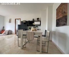 Espacioso piso de 4 habitaciones con terraza en la zona de colegios!