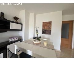 Espacioso piso de 4 habitaciones con terraza en la zona de colegios!