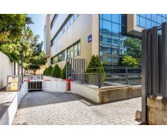 MAGNIFICAS OFICINAS CON 4 PLAZAS DE PARKING EN MANUEL SIUROT