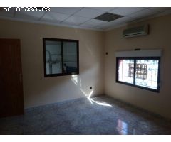 Se vende nave industrial en poligono Camposol, a escasos 1km de Murcia Capital.