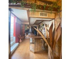 RESTAURANTE A LA VENTA, CON CASA Y APARTAMENTO