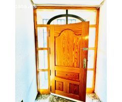Se vende excelente chalet en Monteagudo.