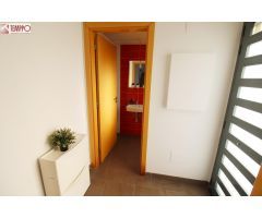 Espacio y mucha luz, para esta casa!