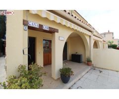 Casa adosada esquinera con jardín en Calafell, ¡a unos pasos del mar!