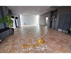 Increíble local preparado para banquetes en Castellón