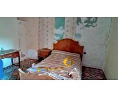 Casa para reformar con amplia fachada en el centro de la Vall dUixó