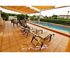 2 chalets unidos e independientes en venta a un paso de la playa, Castellón