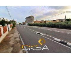 Amplio terreno urbano en la Avenida Alcora