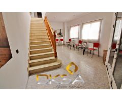 A la venta amplia nave en primera línea de la Carretera de Onda, Vila-real