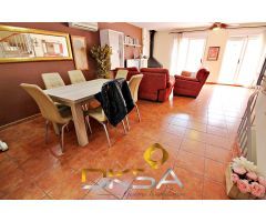Precioso chalet adosado con piscina comunitaria a un paso de la playa de Burriana