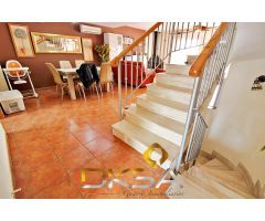 Precioso chalet adosado con piscina comunitaria a un paso de la playa de Burriana