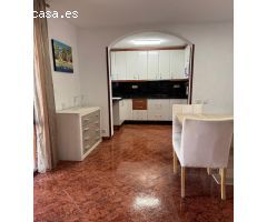 ???? Se alquila amplia casa con jardín en excelente zona residencial de Tarragona.