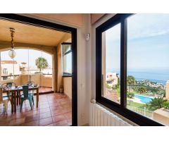 Exclusivo  piso de 3 dormitorios y 2 baños con vistas al mar