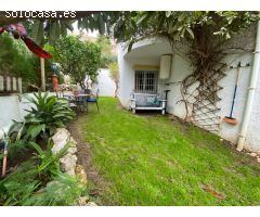 2 dormitorios y 1 baño en planta baja con jardin