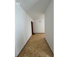 Piso en Venta en Valencia de las Torres, Valencia