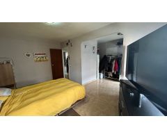 Piso en Venta en Valencia de las Torres, Valencia