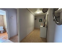 Piso en Venta en Valencia de las Torres, Valencia