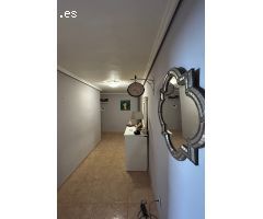 Piso en Venta en Valencia de las Torres, Valencia