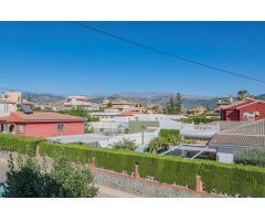 CHALET EN VENTA EN URBANIZACIÓN MOLINO ALTO!