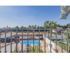 CHALET EN VENTA EN URBANIZACIÓN MOLINO ALTO!