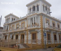 GRAN LOCAL EN PINOS PUENTE!