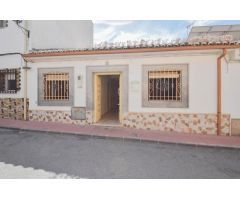 CASA EN PLANTA BAJA EN ATARFE!!