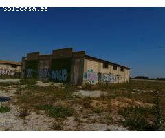 SE VENDEN 8 NAVES 1280 M/2 TOTAL, CADA UNA DE LAS NAVES OCUPA 160 M/2  CONSTRUIDOS , DENTRO DE PARCE