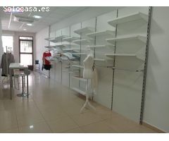 AMPLIO LOCAL EN ZONA DE MUCHO PASO EN VILLAFRANCA