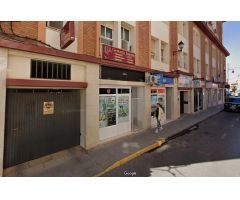 GARAJE INDEPENDIENTE CON 18 m2 JUNTO A CALLE BONARDELL