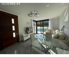 Villa en Venta en Torrevieja, Alicante