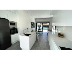 Villa en Venta en Pinar de Campoverde, Alicante