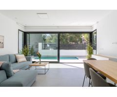 Villa en Venta en Pinar de Campoverde, Alicante
