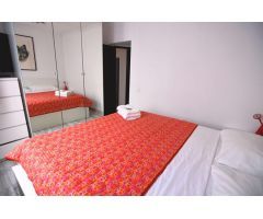 Impresionante Casa de Tres Apartamentos en Playa del Inglés