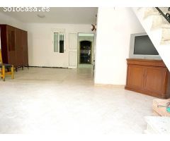 CASA PARA ADECUAR EN EL CARPIO
